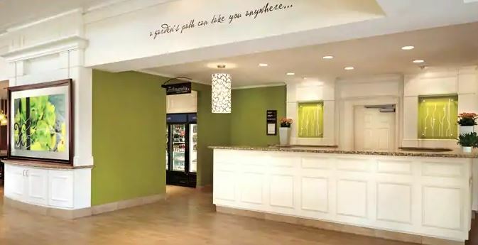 Hilton Garden East 3*