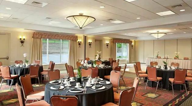 Hilton Garden East Hotel